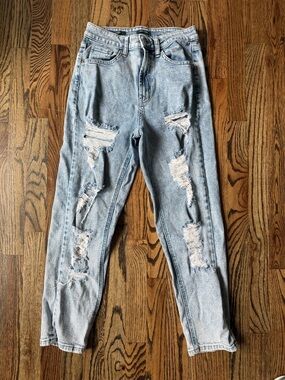 wild fable Light Wash Distressed Boyfriend Jeans